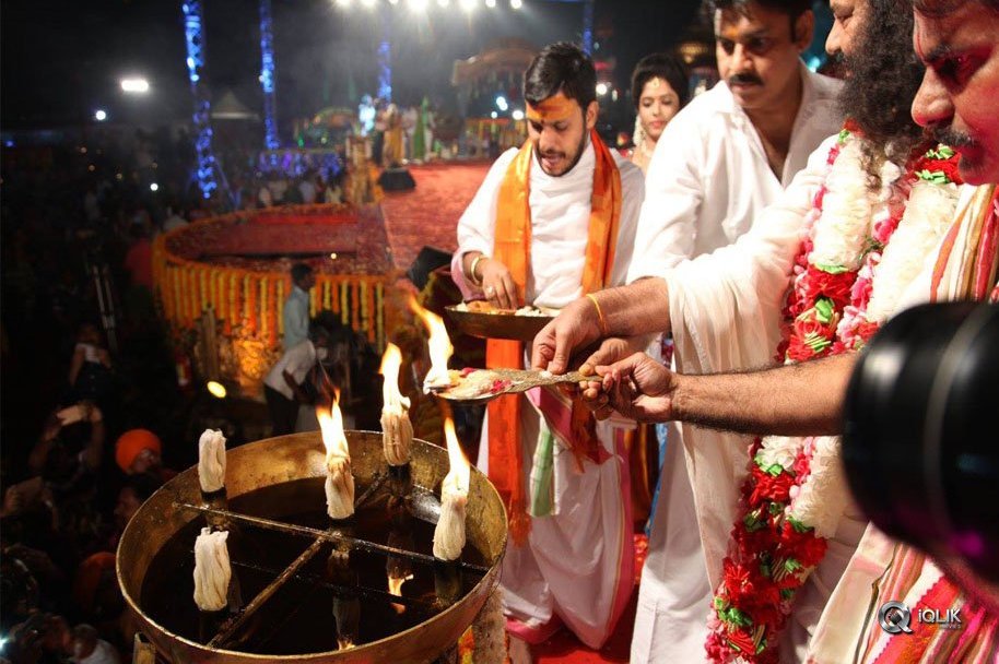 Pawan-Kalyan-At-Koti-Deepotsavam